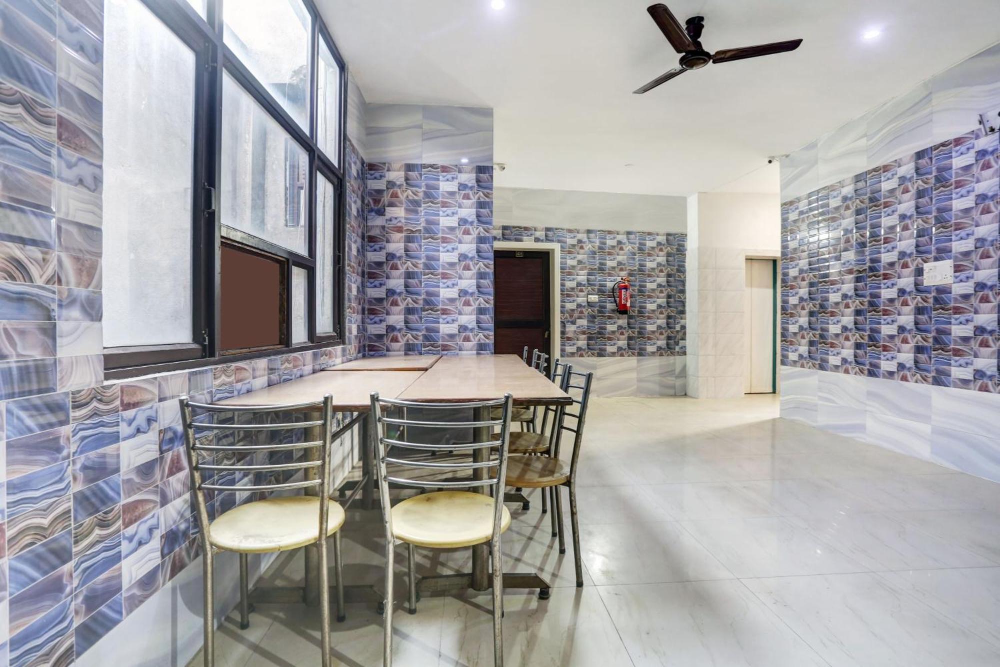 Hotel O Jammu Near Ragunath Bazaar Formerly Goodwill 外观 照片