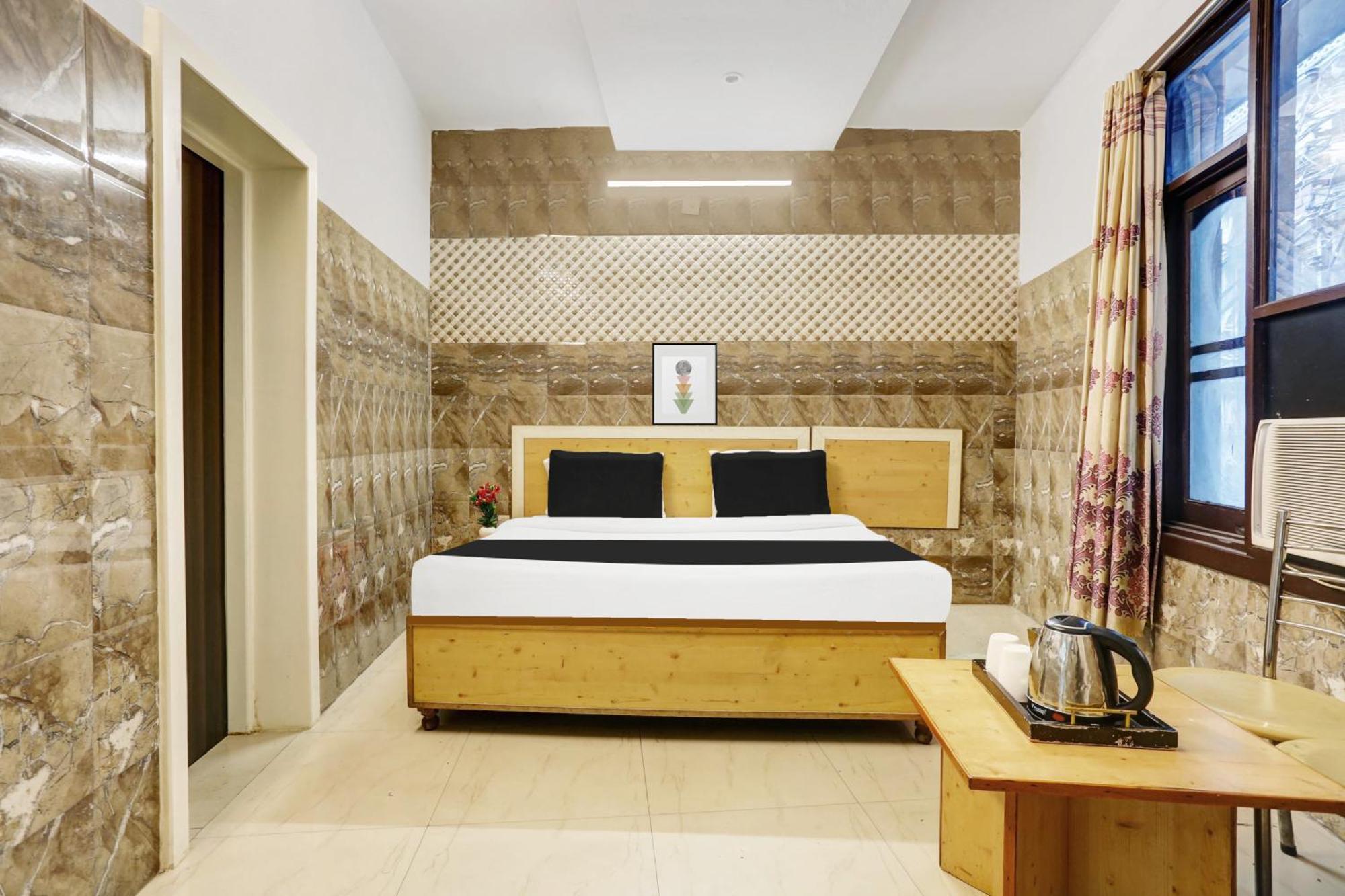 Hotel O Jammu Near Ragunath Bazaar Formerly Goodwill 外观 照片